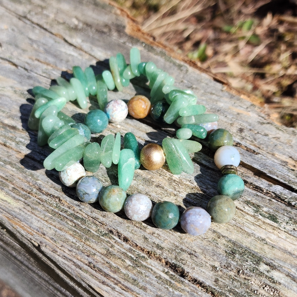 Beaded bracelets - Picture 2 of 6